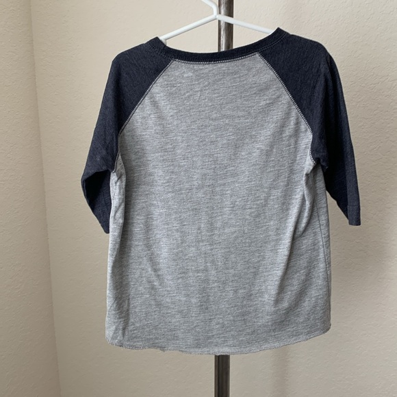 Kids gender neutral sz S Chicago Flag baseball shirt Never Worn - Picture 2 of 3